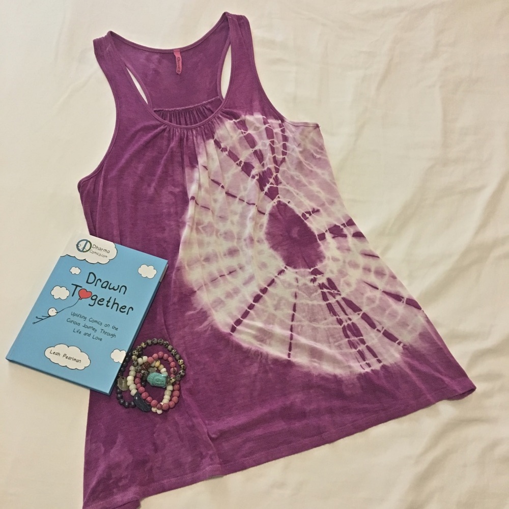 ☀️🧘♀️Super cute tie dye tank☀️🧘♀️ - Picture 1 of 3